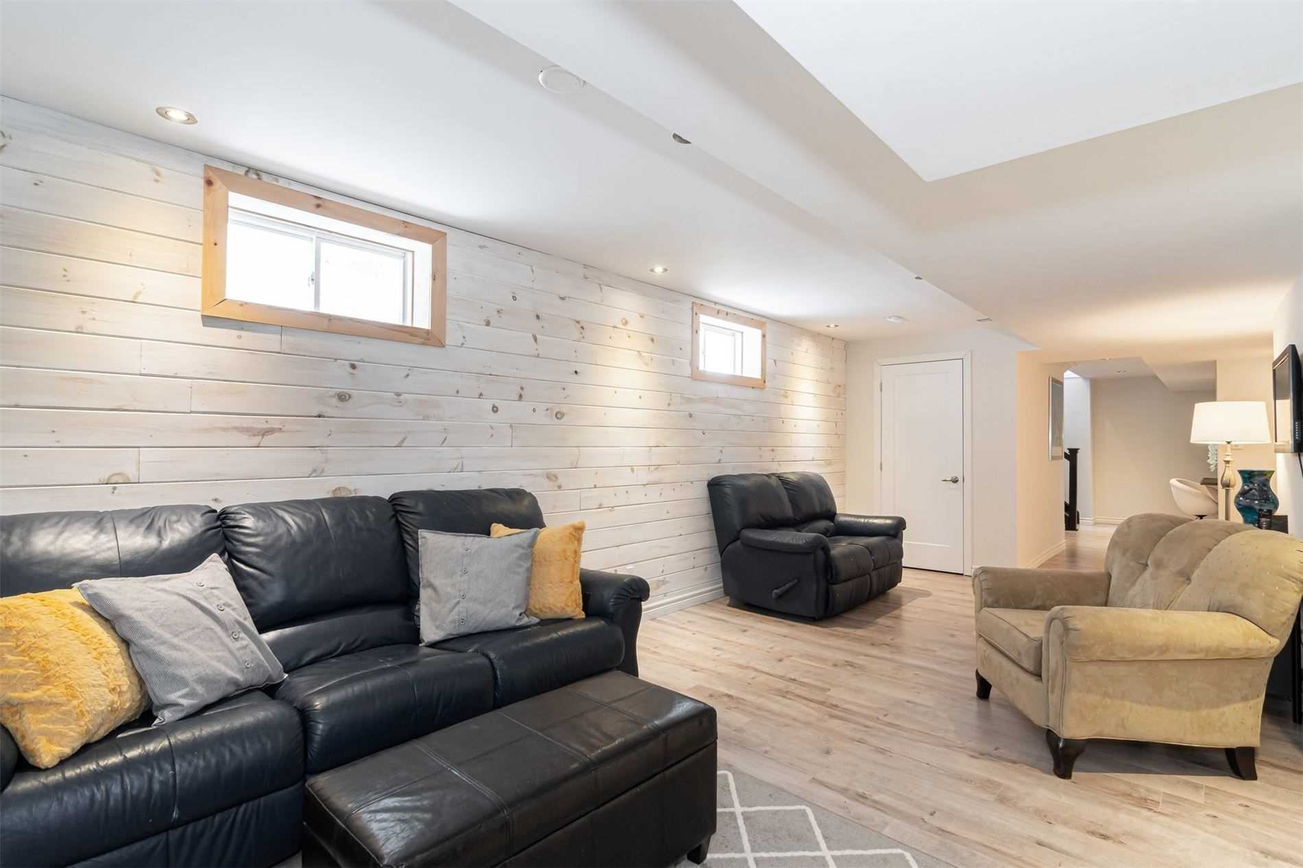 8 Morrison Ave
