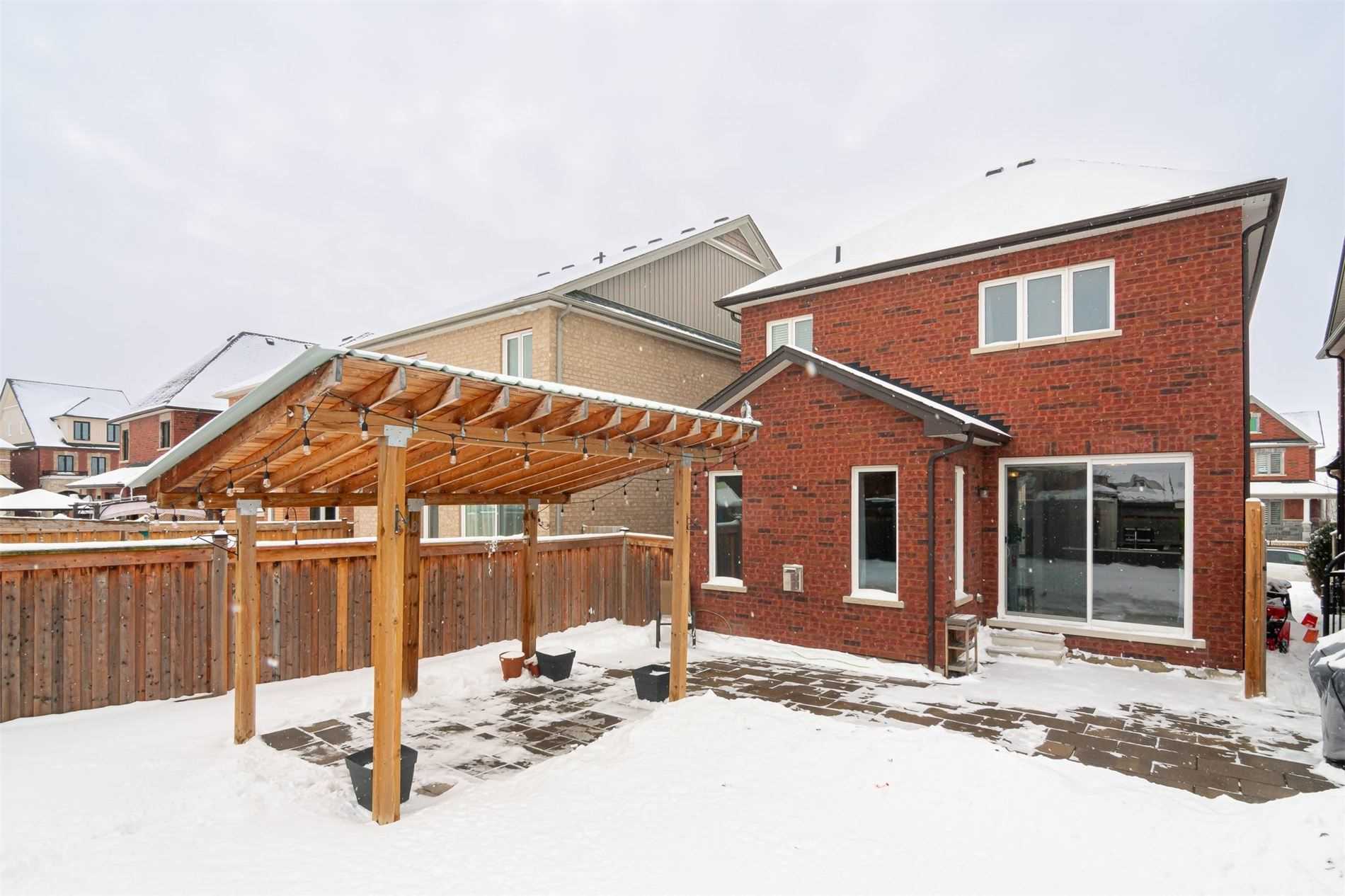 8 Morrison Ave