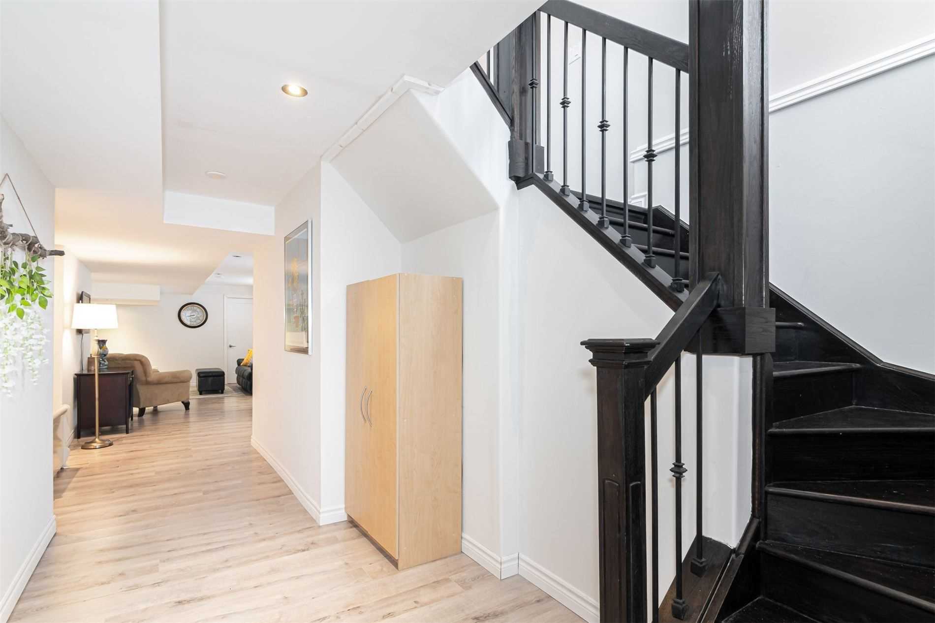 8 Morrison Ave