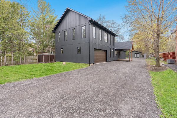2041 Lilac Dr, Innisfil
