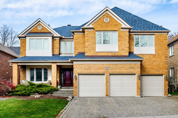 959 Lockwood Circ, Newmarket