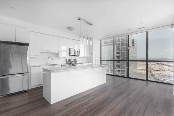 2910 Highway 7, Vaughan