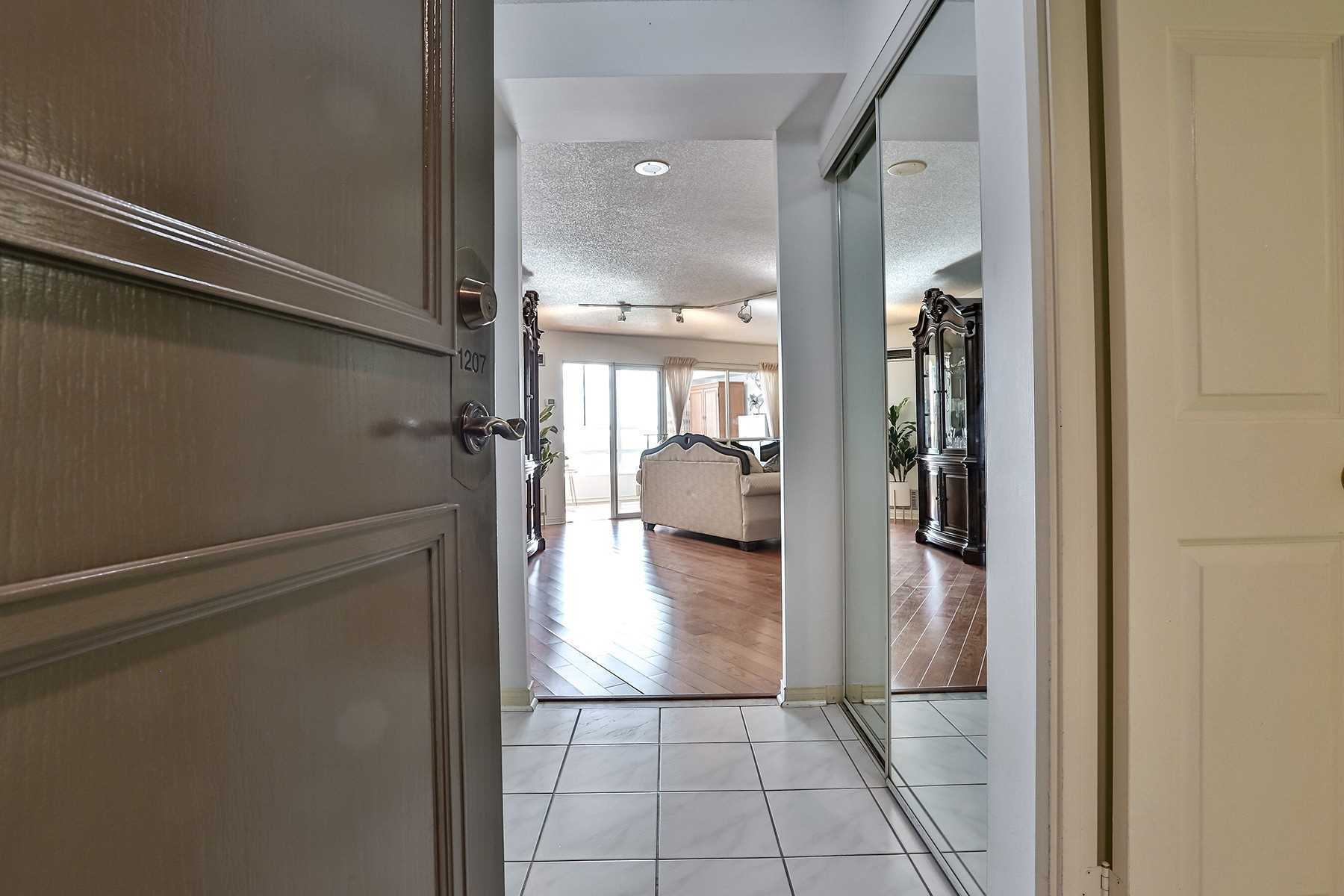 Listing N5933683 - Large Photo # 2