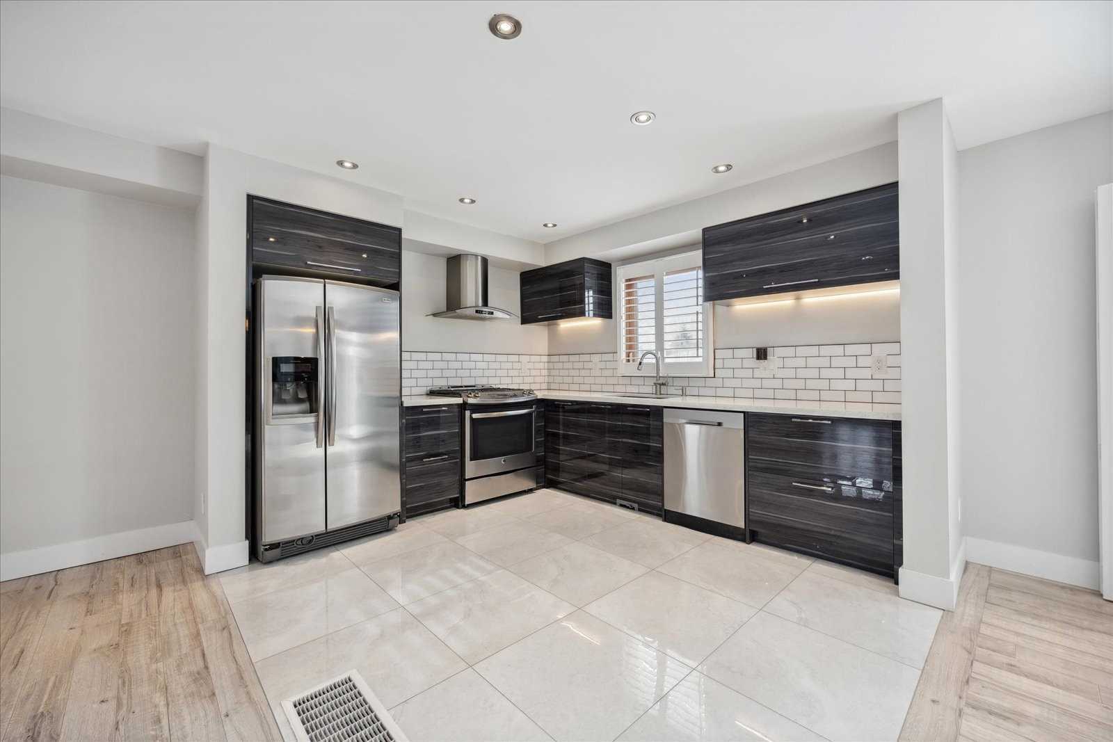 234 Billings Cres