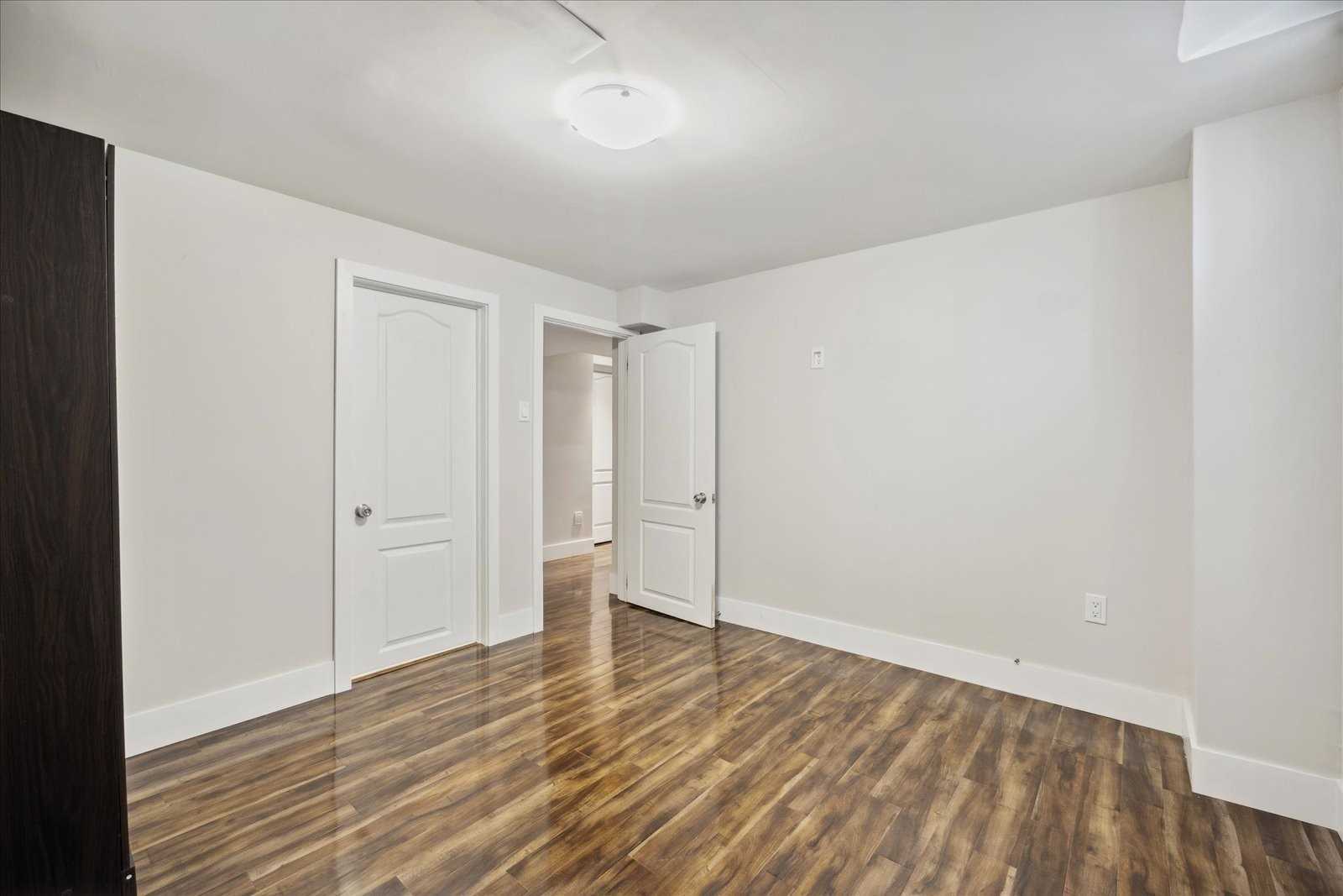 234 Billings Crescent