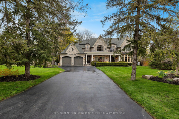 12 Wembley Ave, Markham