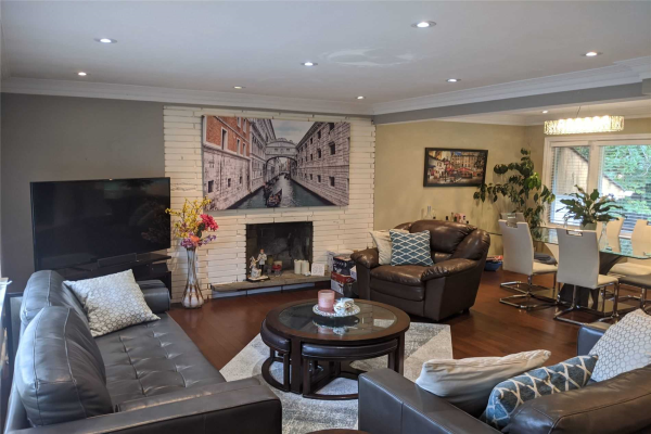 20 Helen Ave N, Vaughan