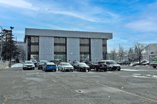 500 Highway 7 E, Richmond Hill