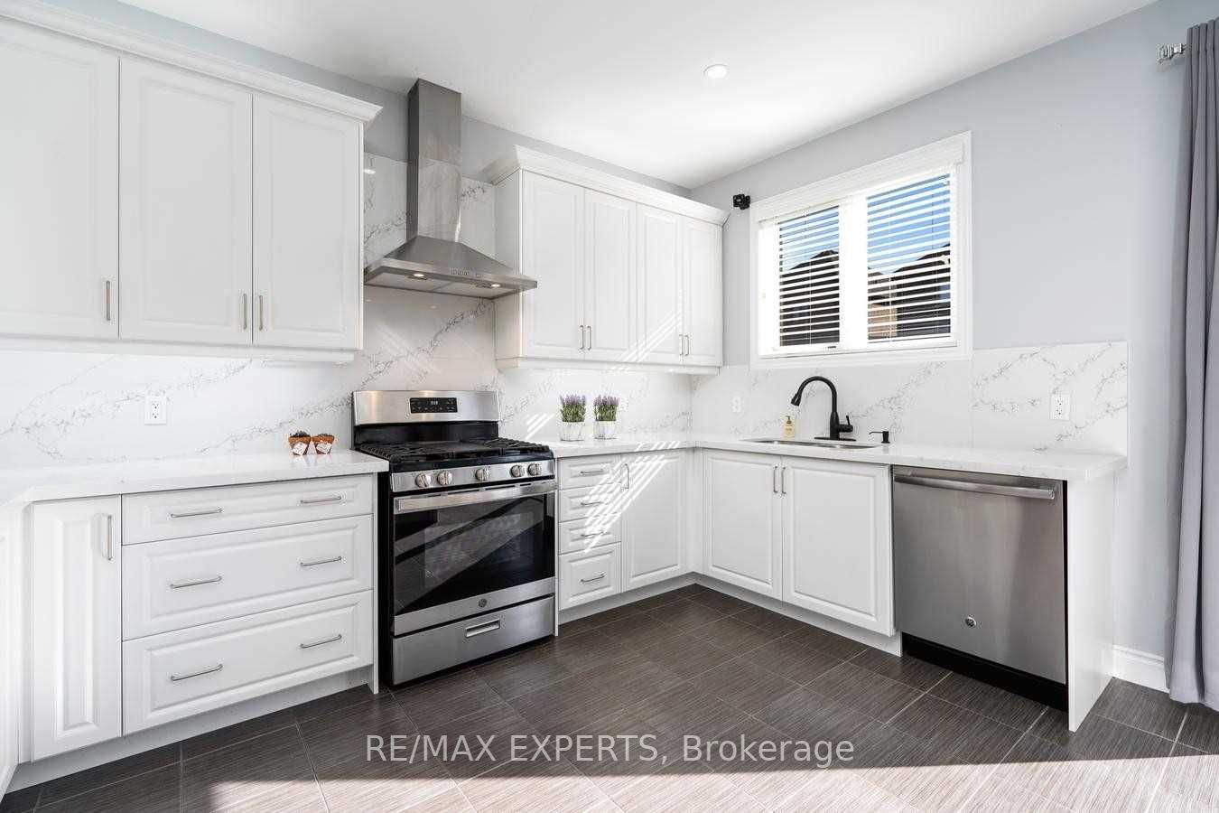 Listing N5936440 - Large Photo # 12