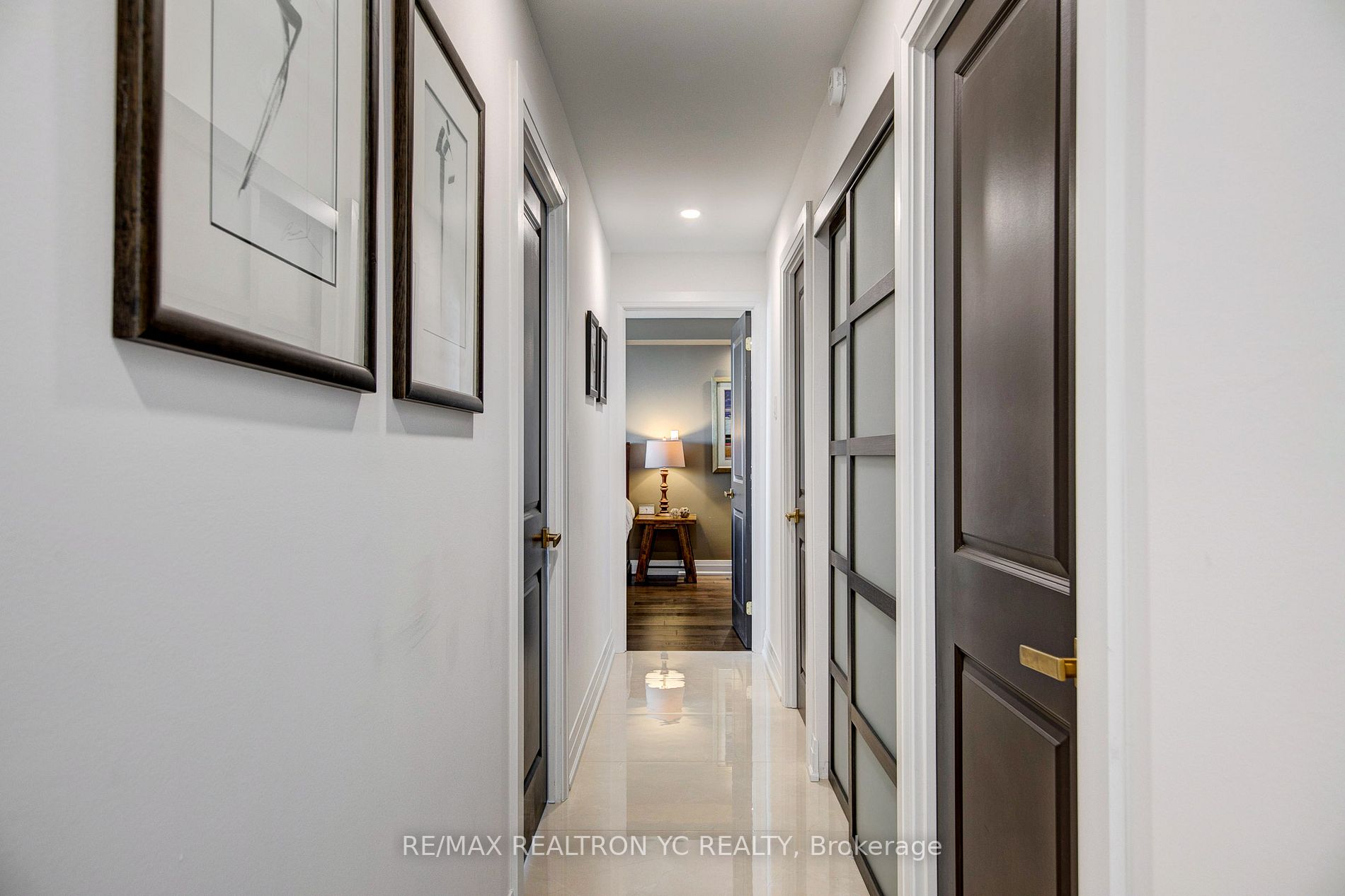 8111 Yonge St, #1712