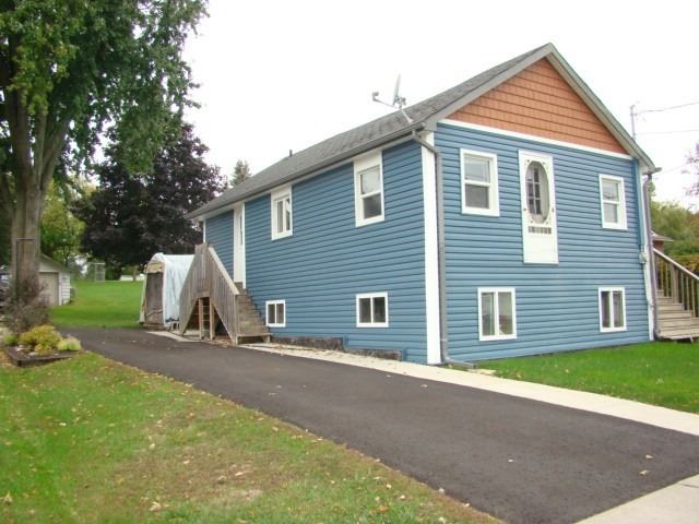 290 Main St N