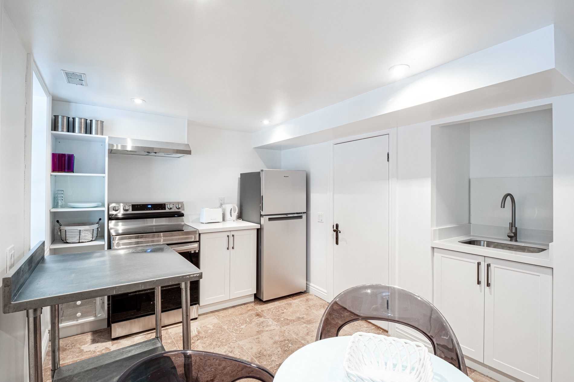 22 Deanbank Dr