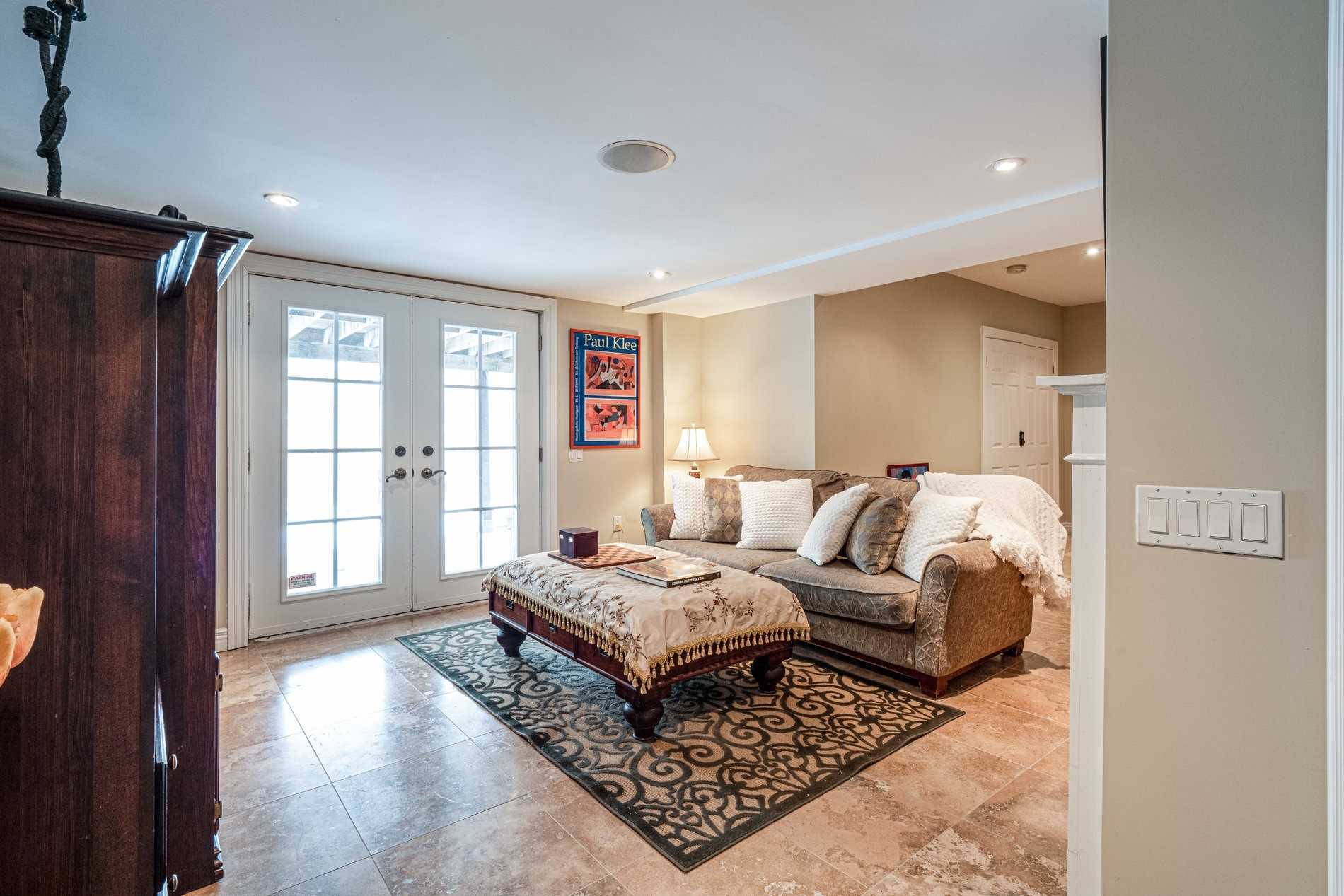 22 Deanbank Dr