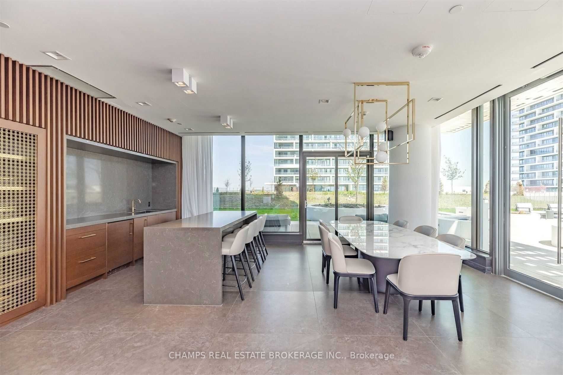 5 BUTTERMILL Avenue #5702