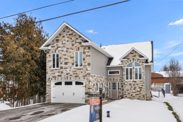15 Glenview Ave, Georgina