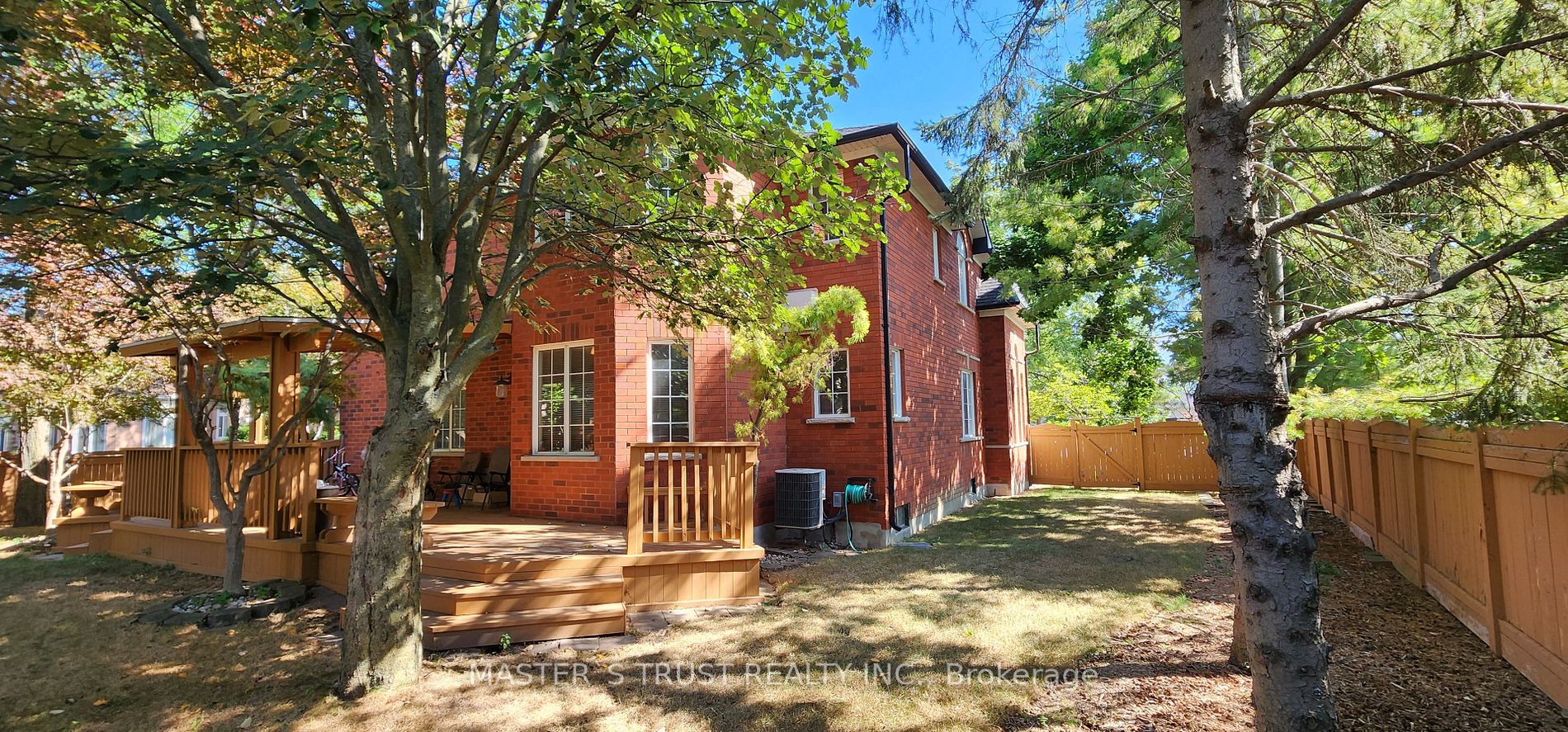 14 Lemsford Dr