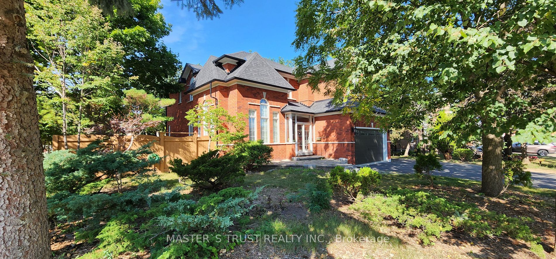 14 Lemsford Dr