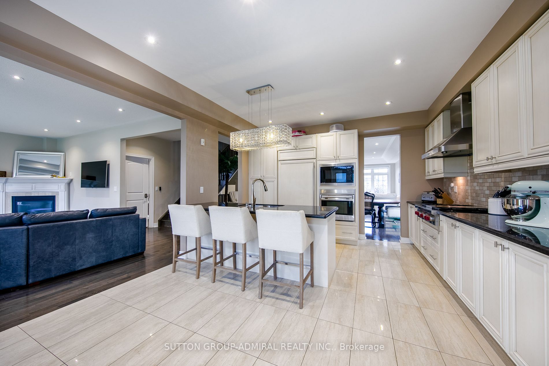 113 Thornhill Ravines Cres