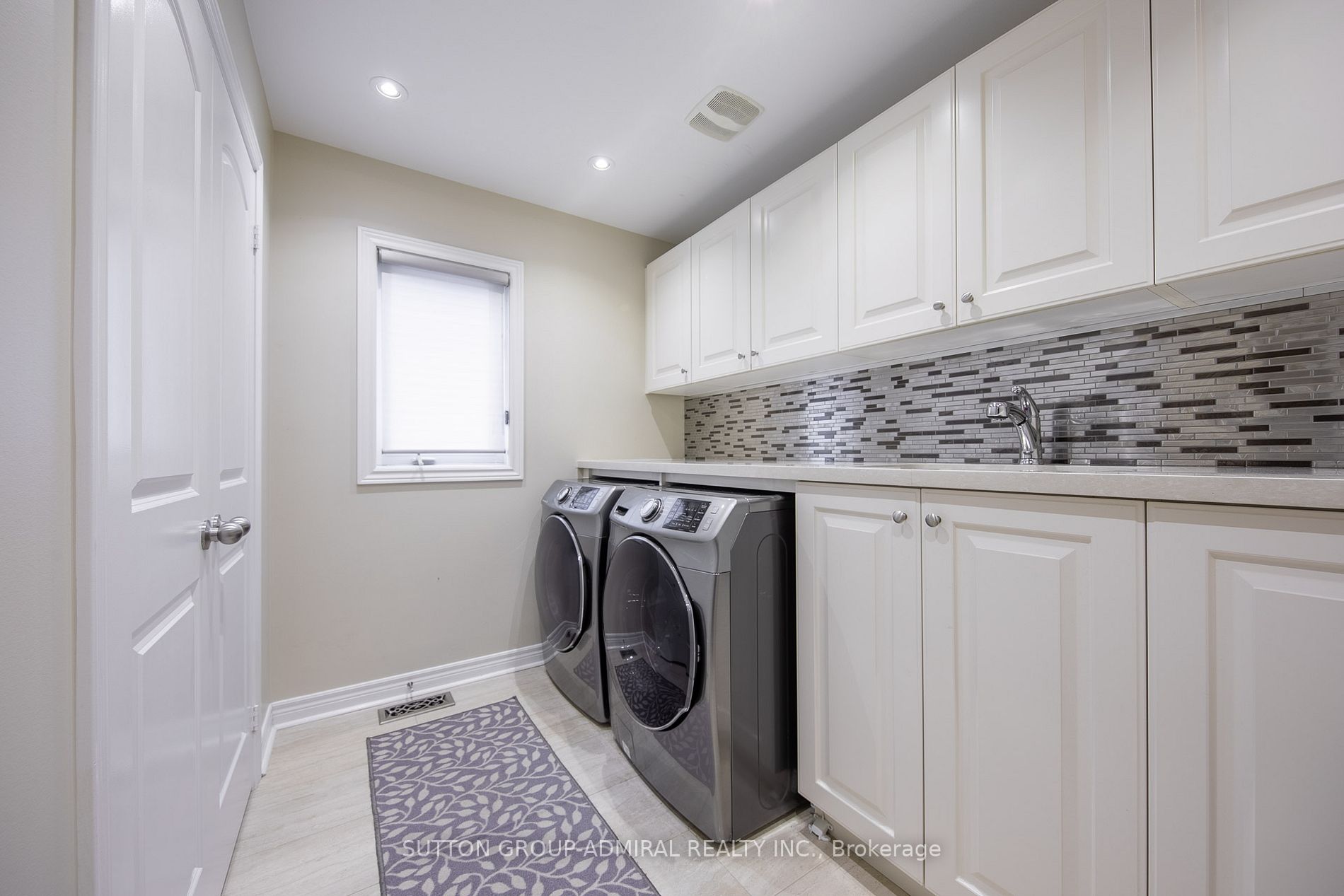 113 Thornhill Ravines Cres