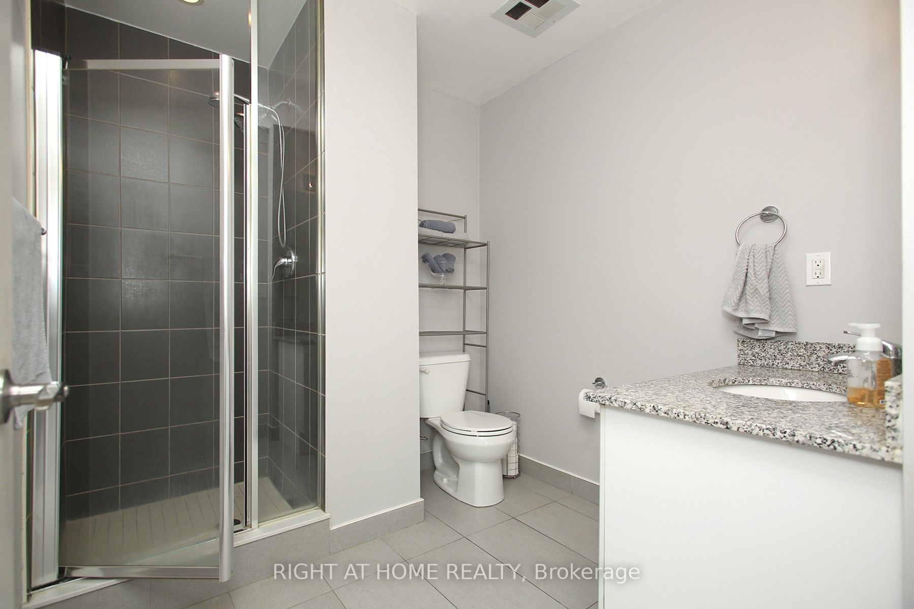 2900 Highway 7 Ave, #306
