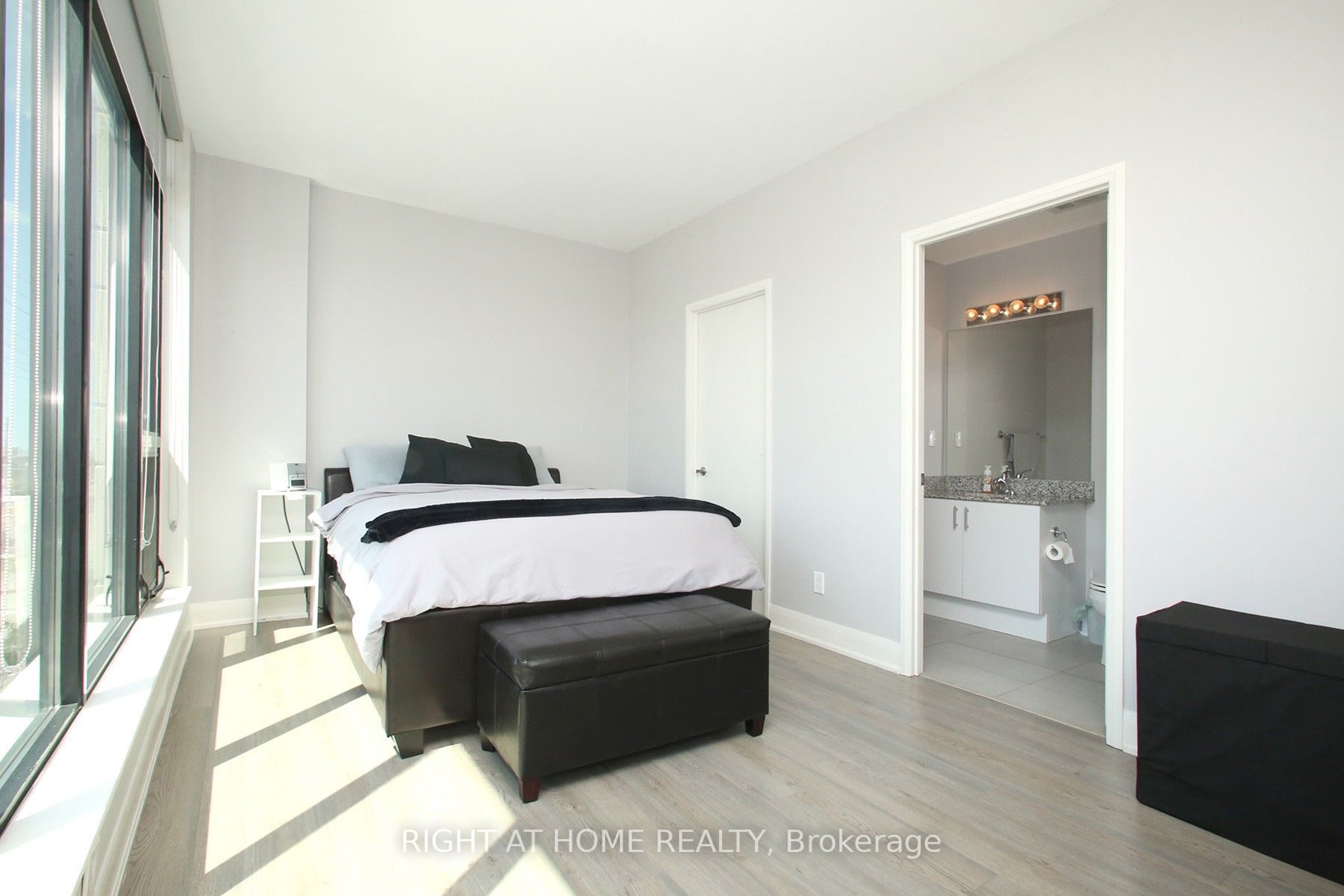 2900 Highway 7 Ave, #306