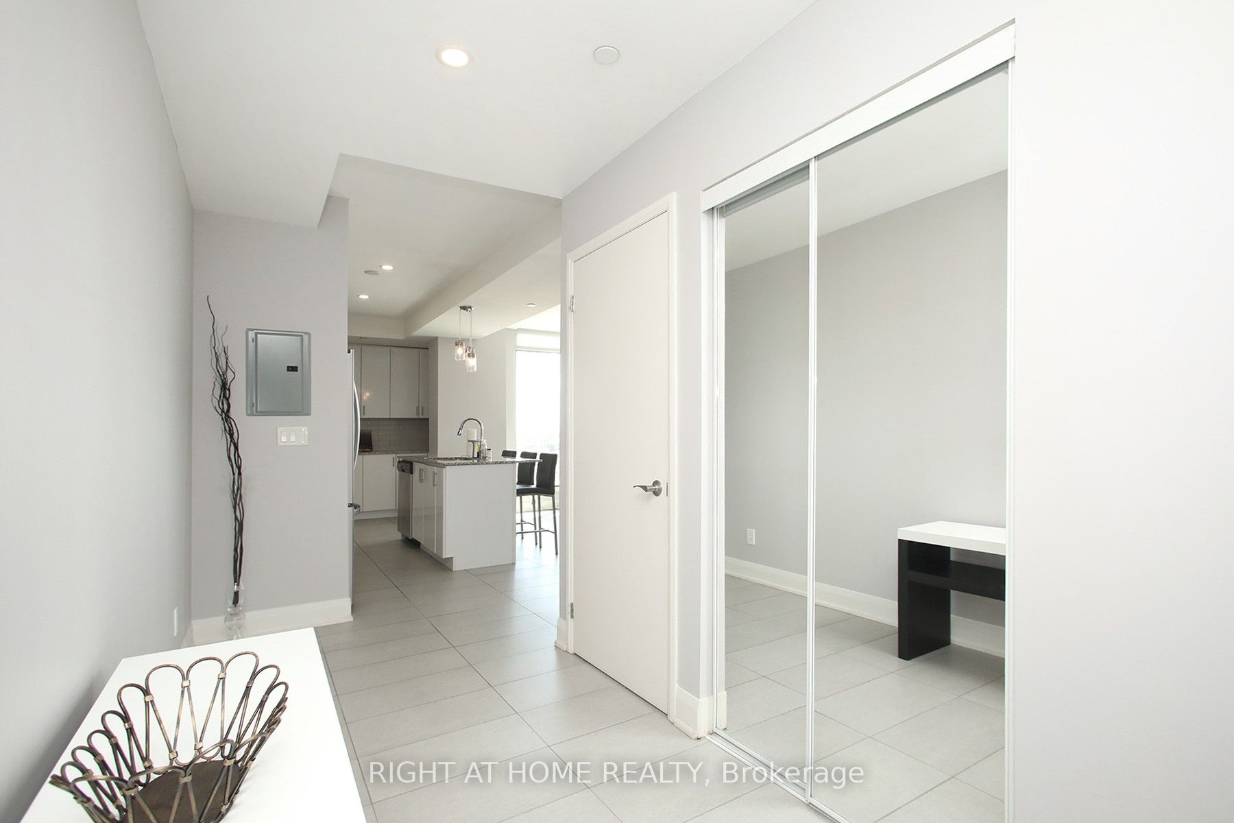2900 Highway 7 Ave, #306