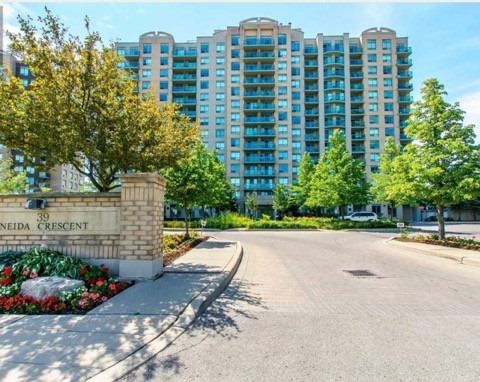 39 Oneida Crescent, #1115
