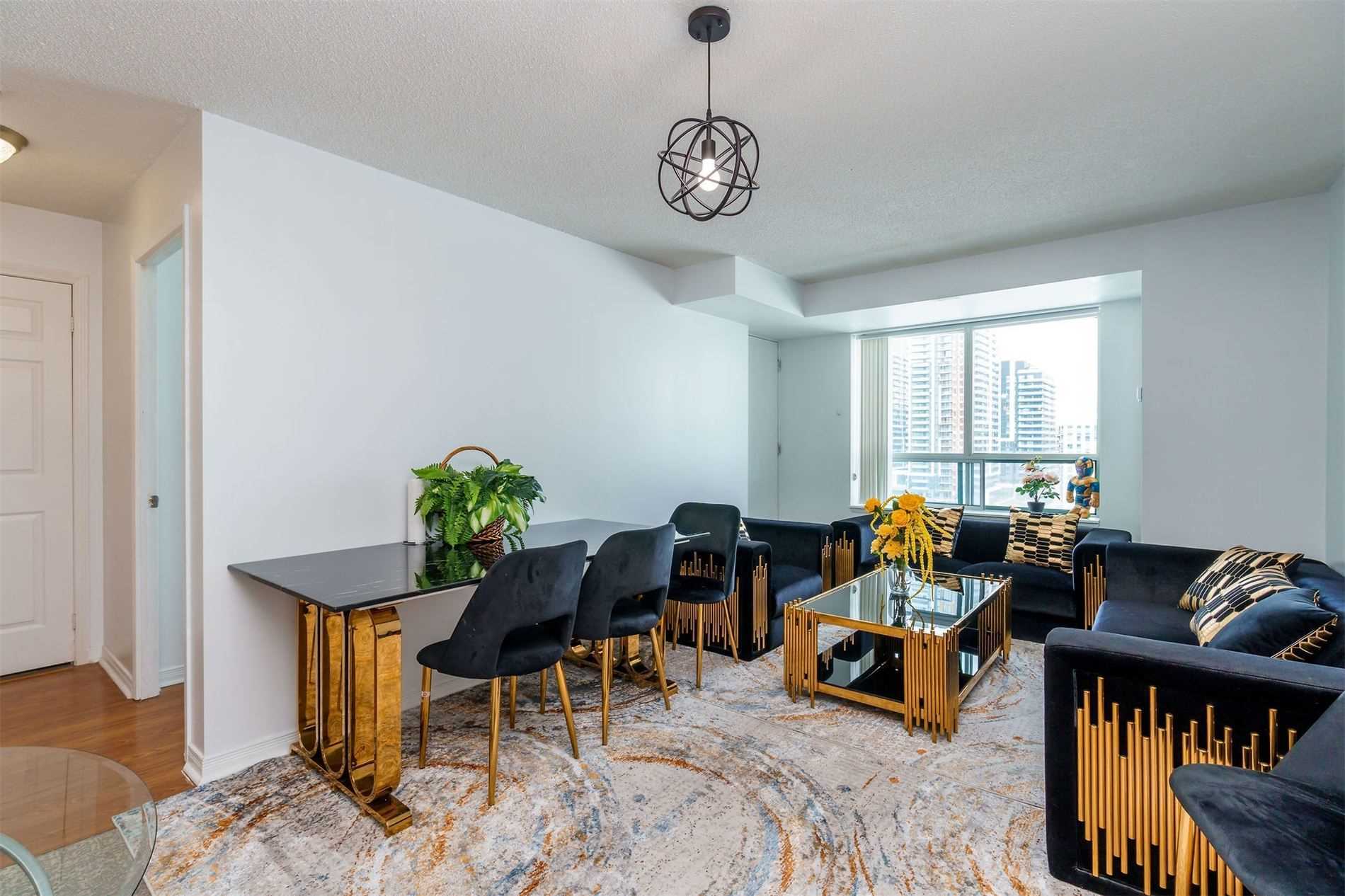 39 Oneida Crescent, #1115