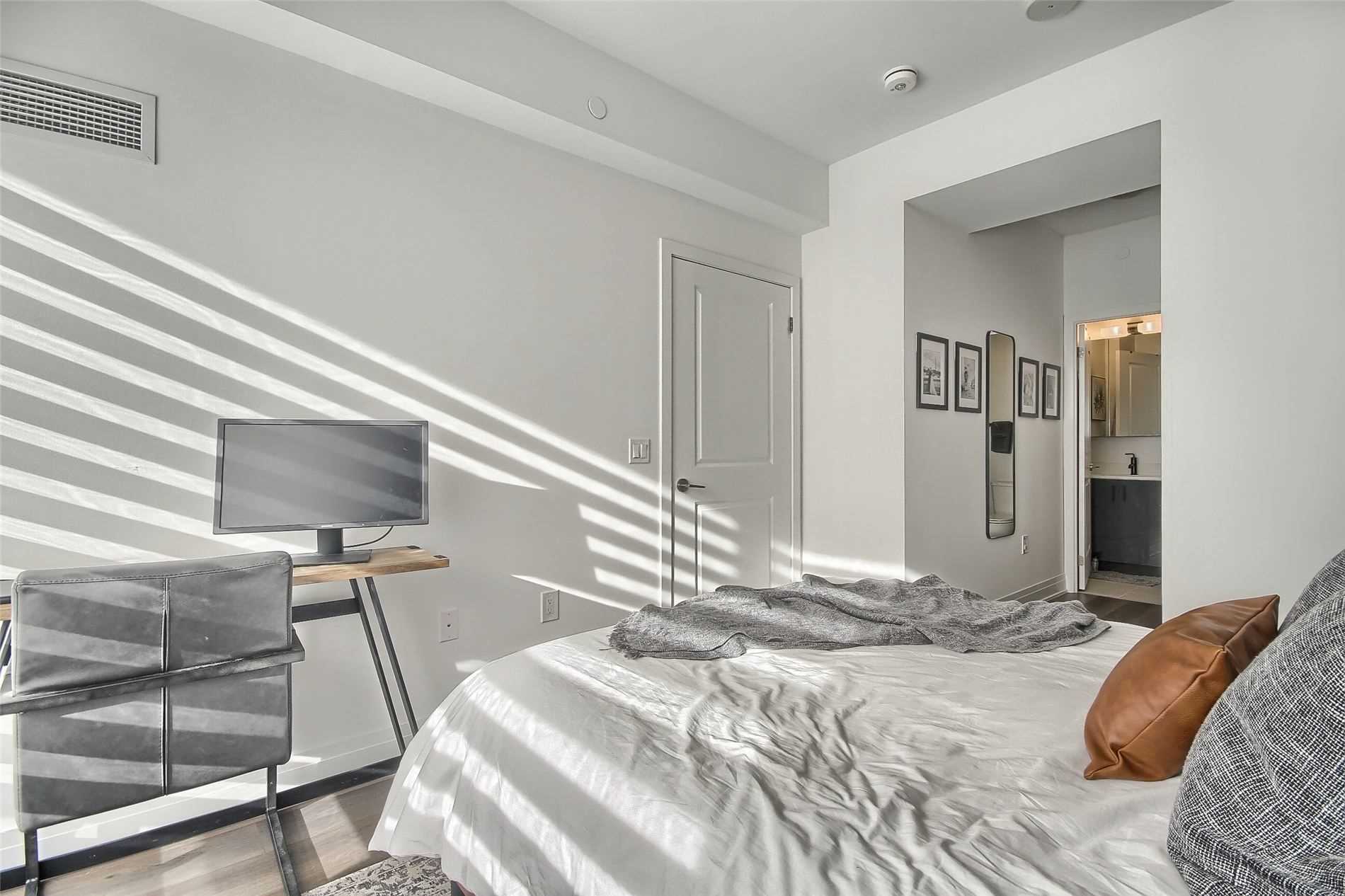 Listing N5939255 - Large Photo # 18