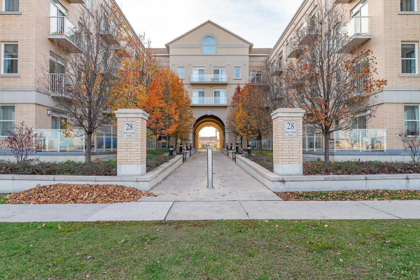 28 Prince Regent St, Markham
