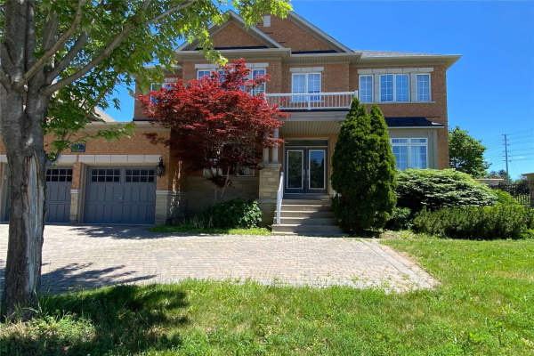 1 Via Campanile Dr, Vaughan