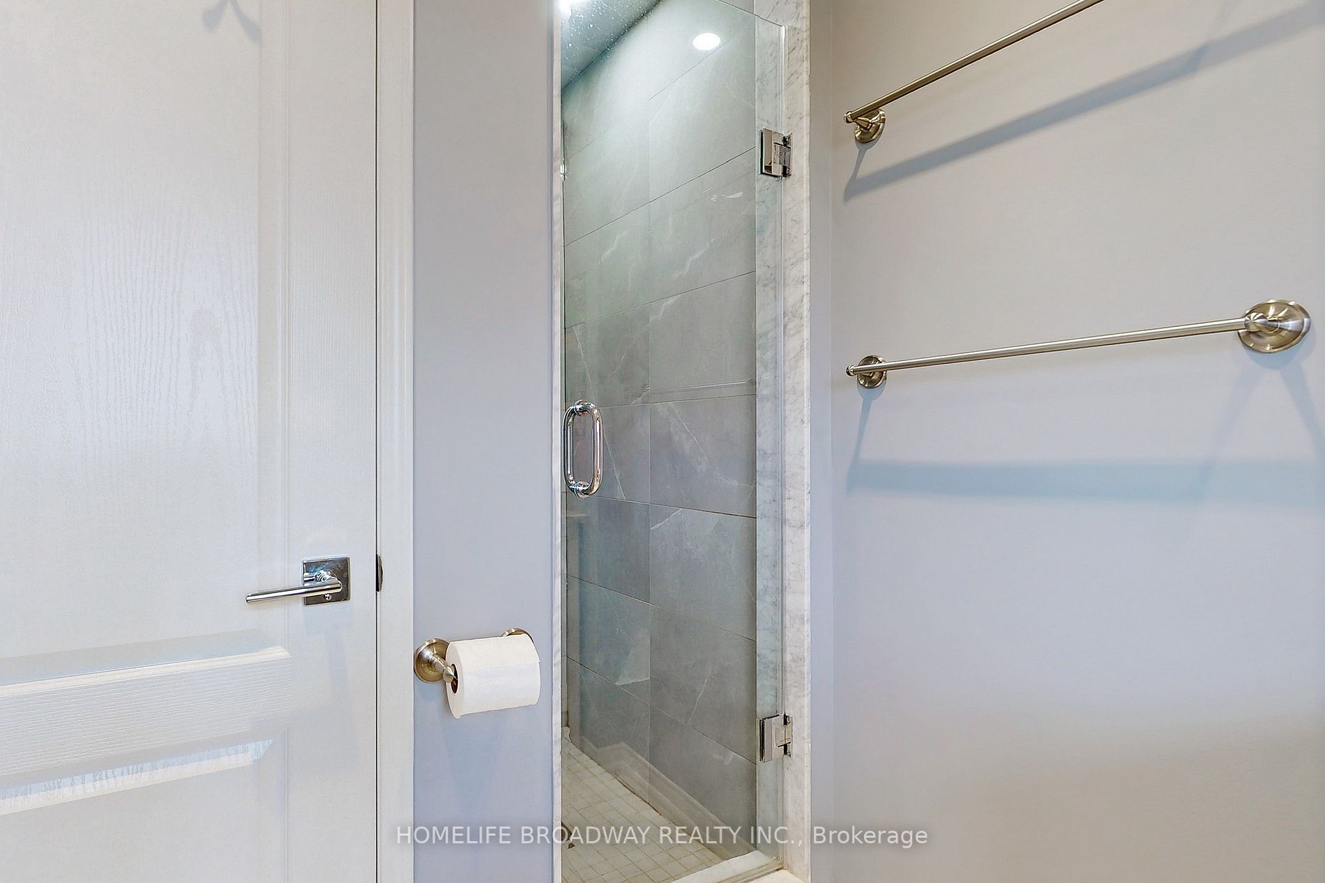 23 Bethune Way, #17