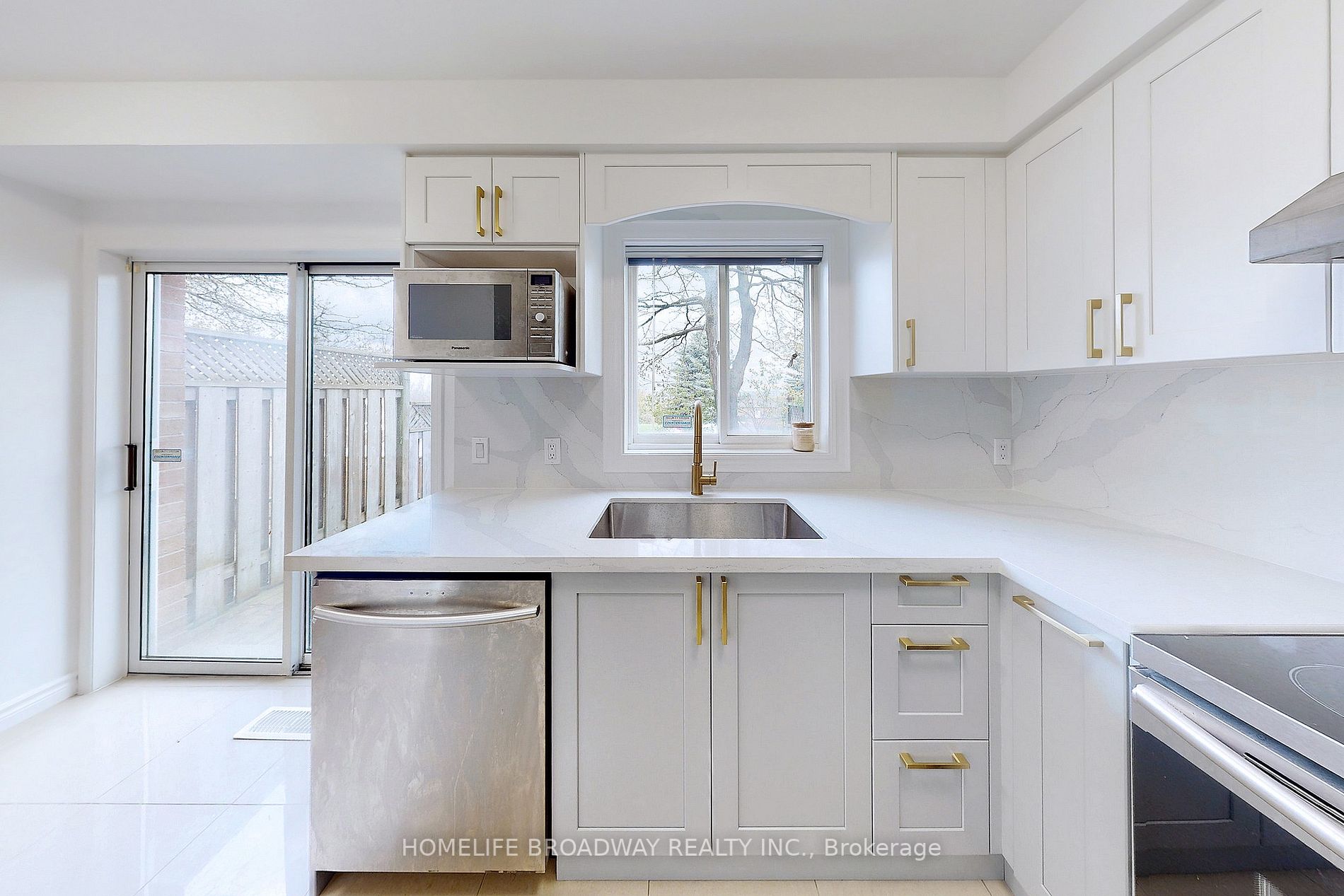 23 Bethune Way, #17