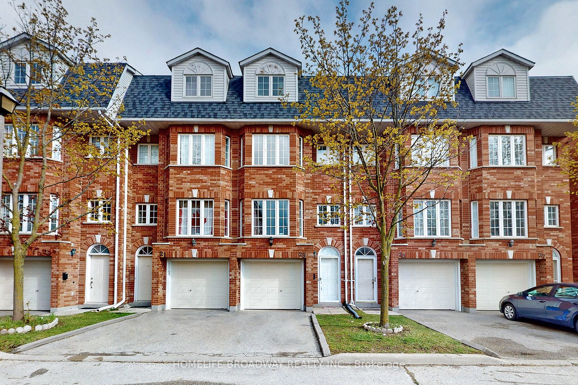 23 Bethune Way, #17