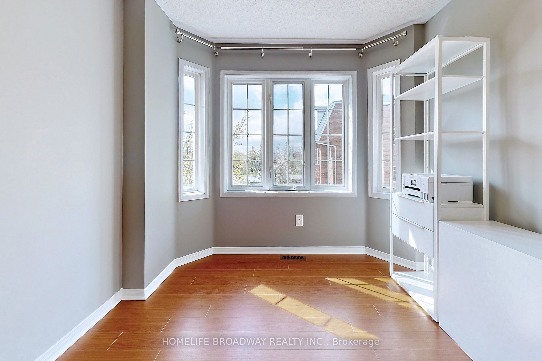 23 Bethune Way, #17