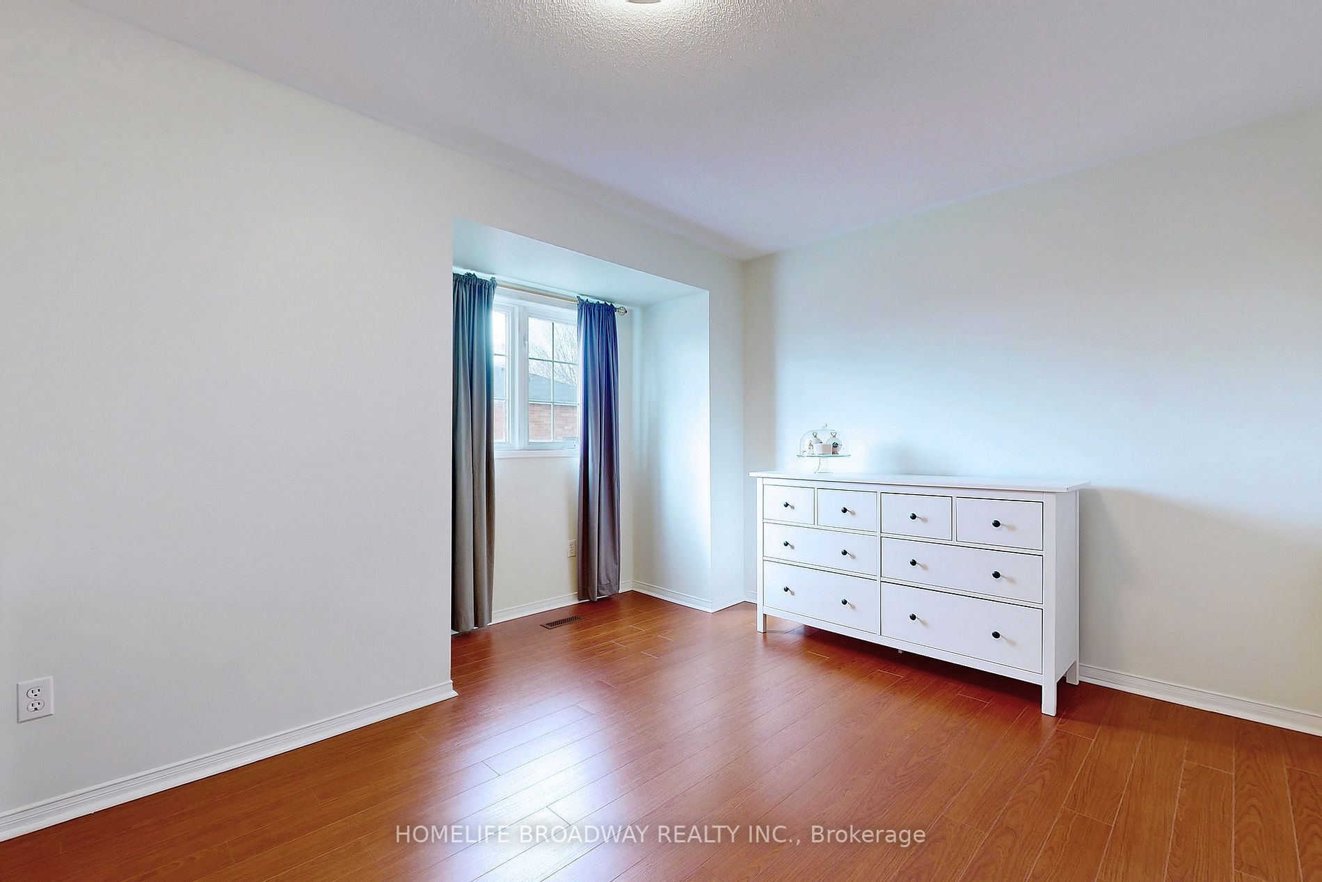 23 Bethune Way, #17