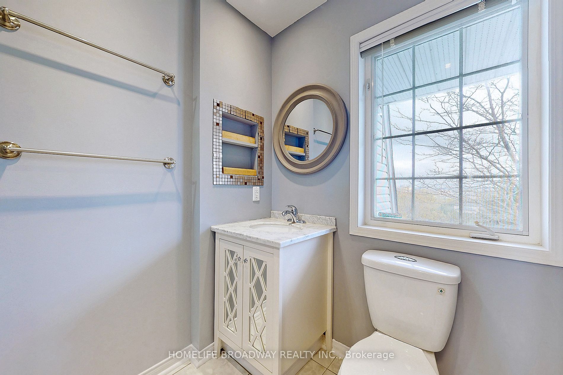 23 Bethune Way, #17