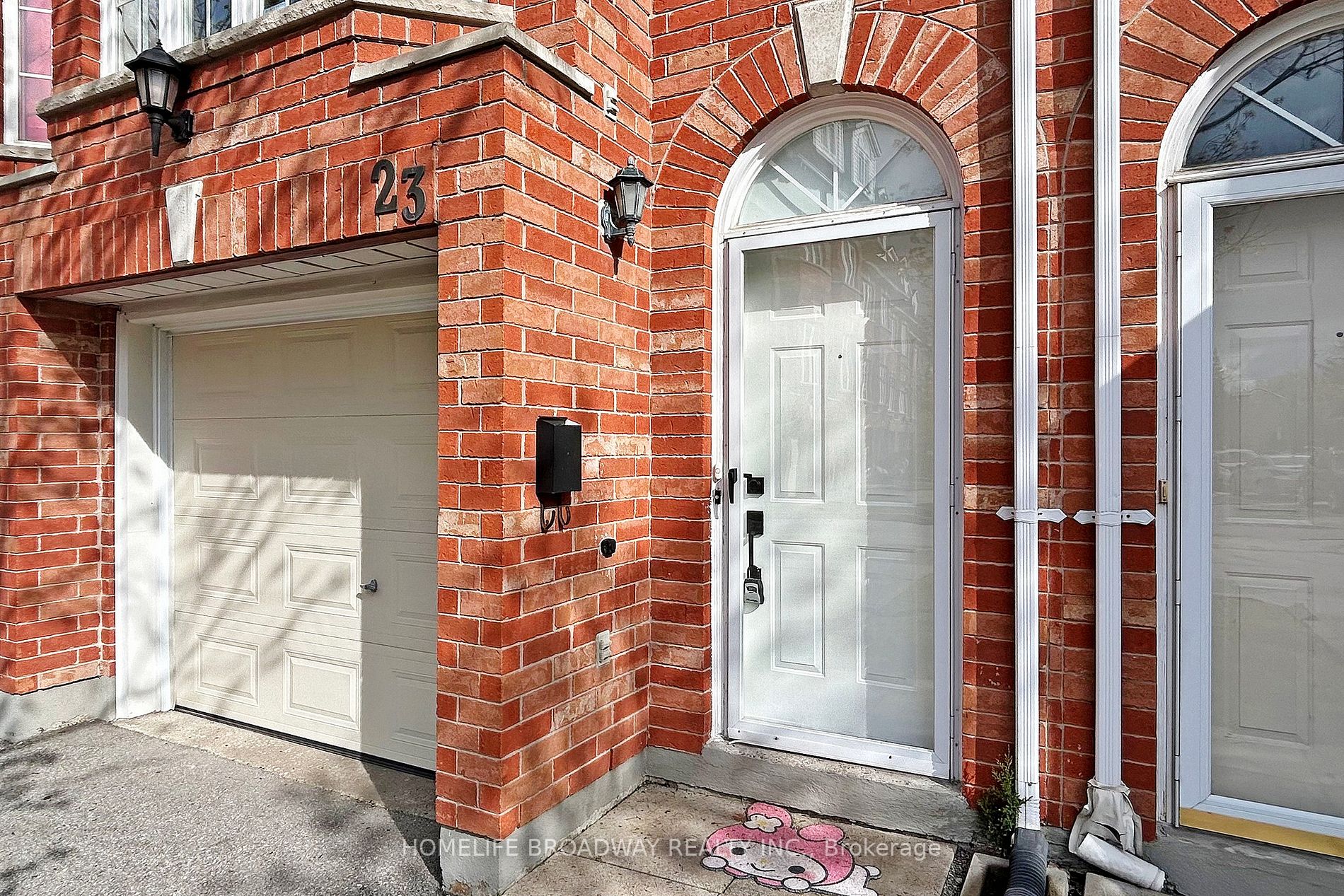 23 Bethune Way, #17