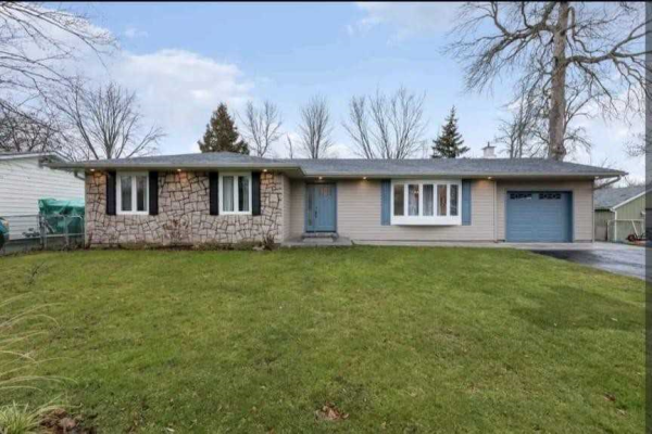 1152 Birch Rd, Innisfil