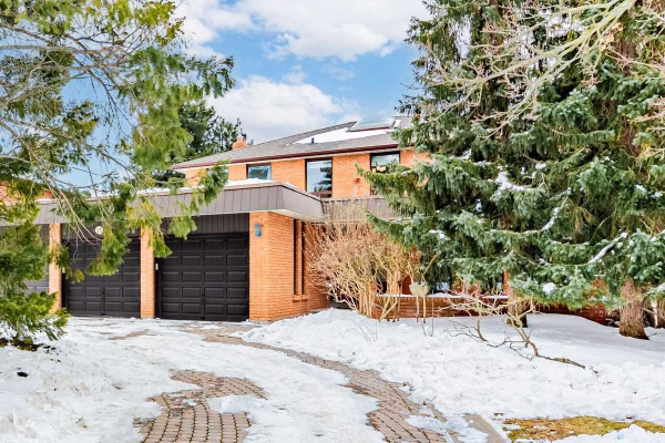 25 Tannery Crt, Richmond Hill