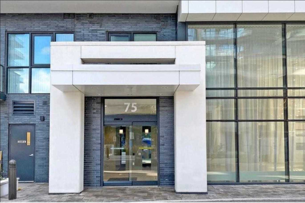 75 Oneida Cres, Richmond Hill