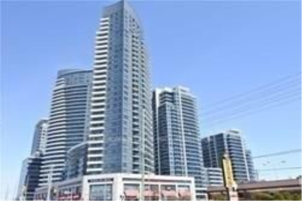 7171 Yonge St, Markham