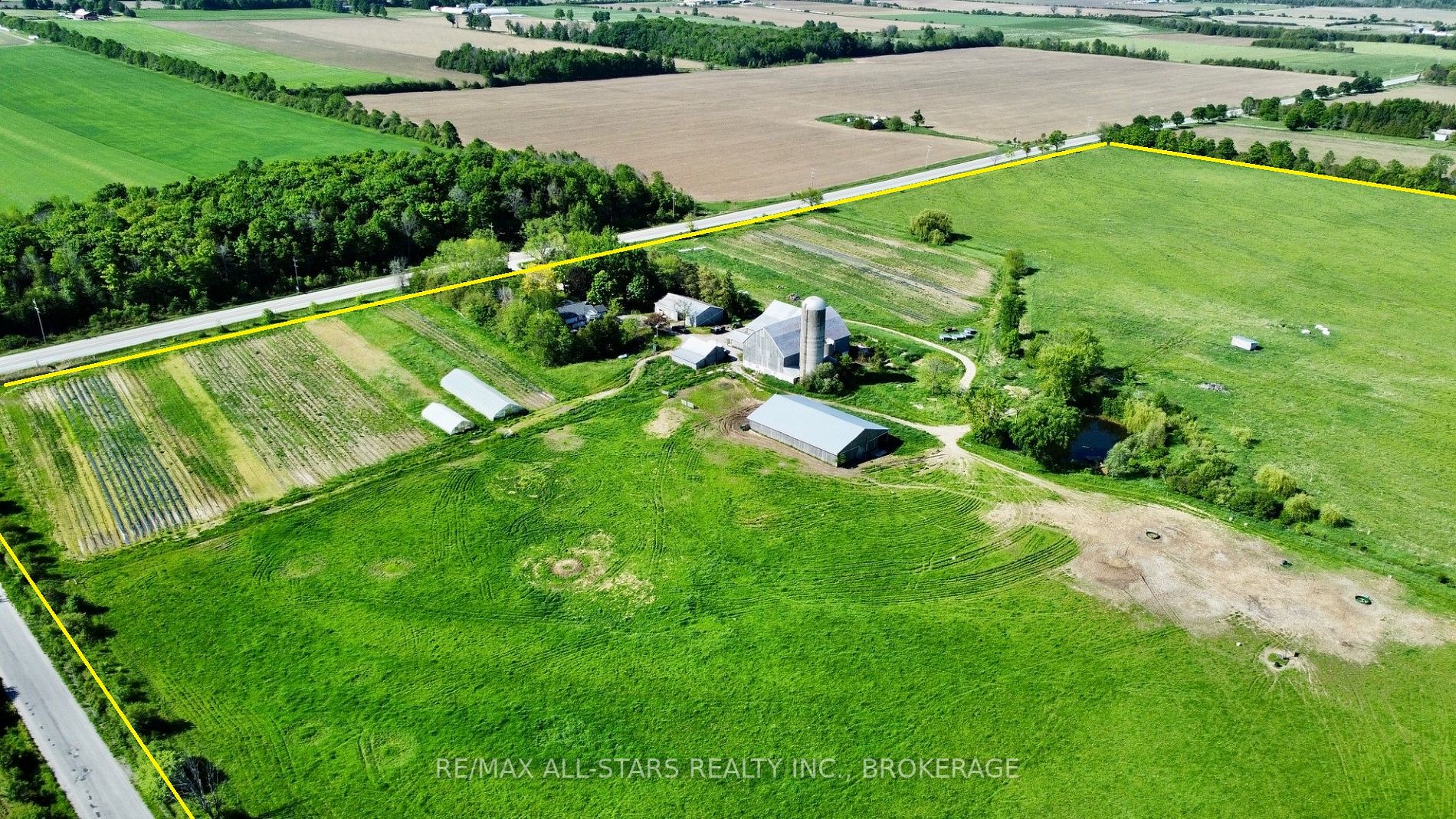 Listing N5943271 - Large Photo # 2