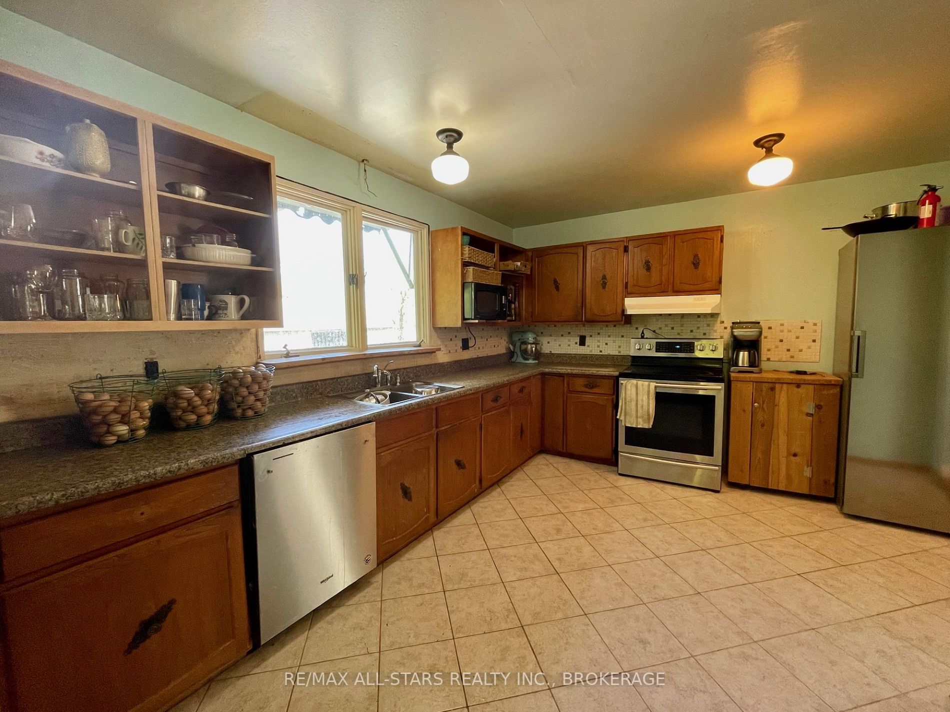 Listing N5943271 - Large Photo # 6