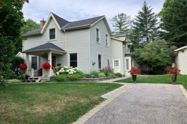 91 Gurnett St, Aurora