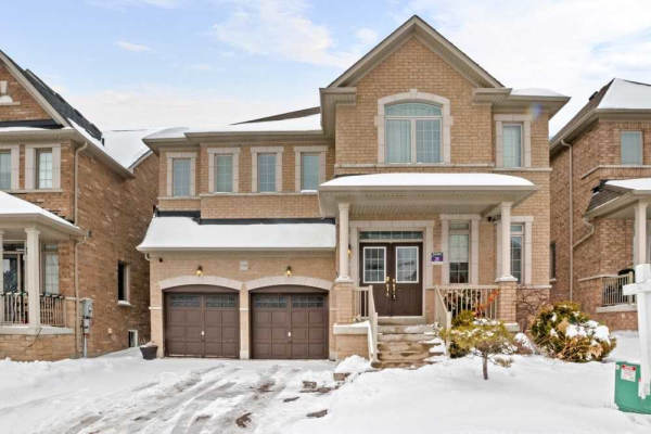 1104 Sherman Brock Circ, Newmarket
