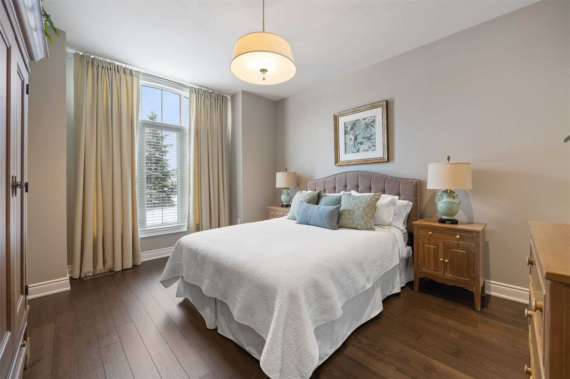 47 Whitewood Dr