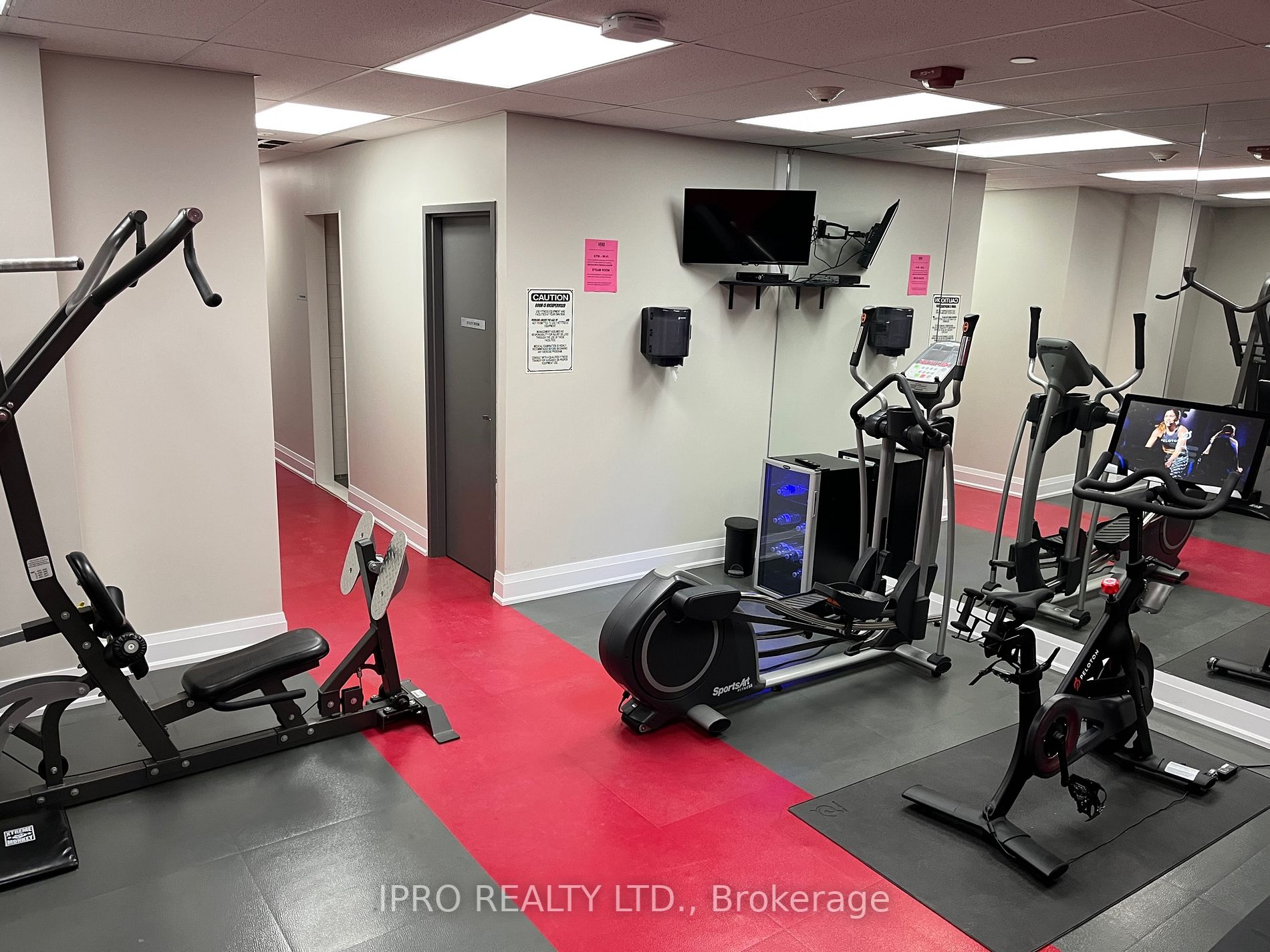 8302 Islington Ave W, #414