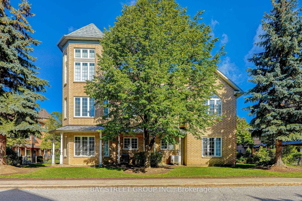 14 St Moritz Way, Markham