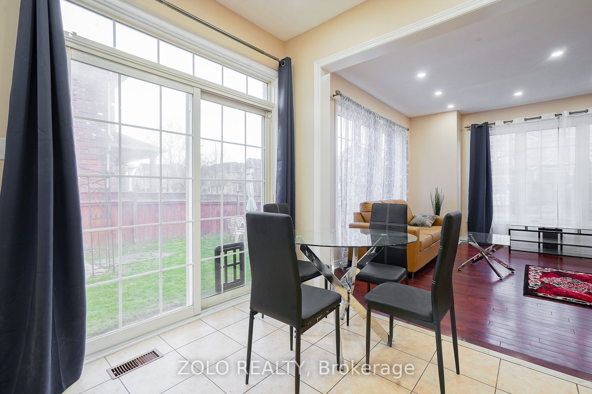 Listing N5945880 - Large Photo # 16